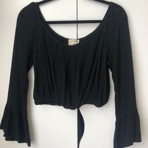 Off the shoulder Bell sleeve crop